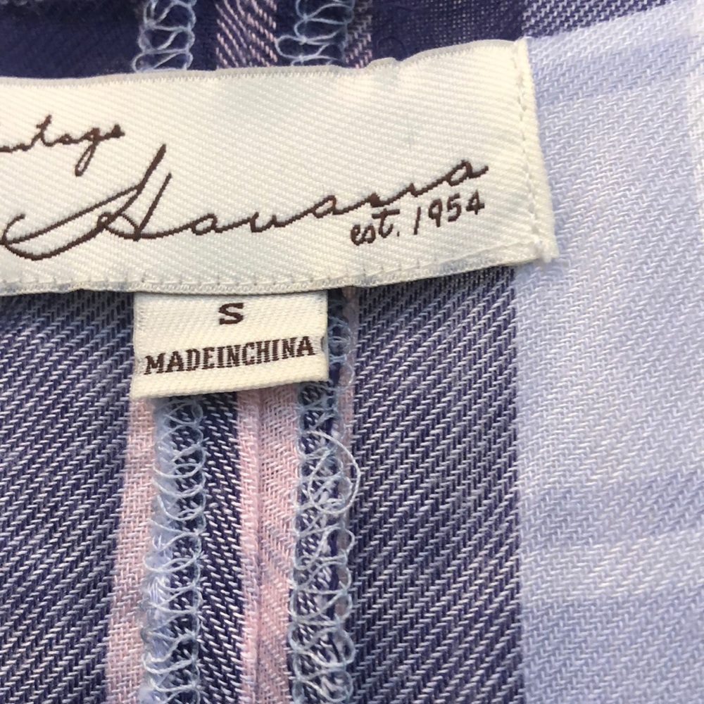 Vintage Havana Small plaid peek a boo shoulder top - Picture 3 of 4